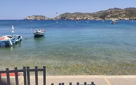 Komissa΄S Beach House